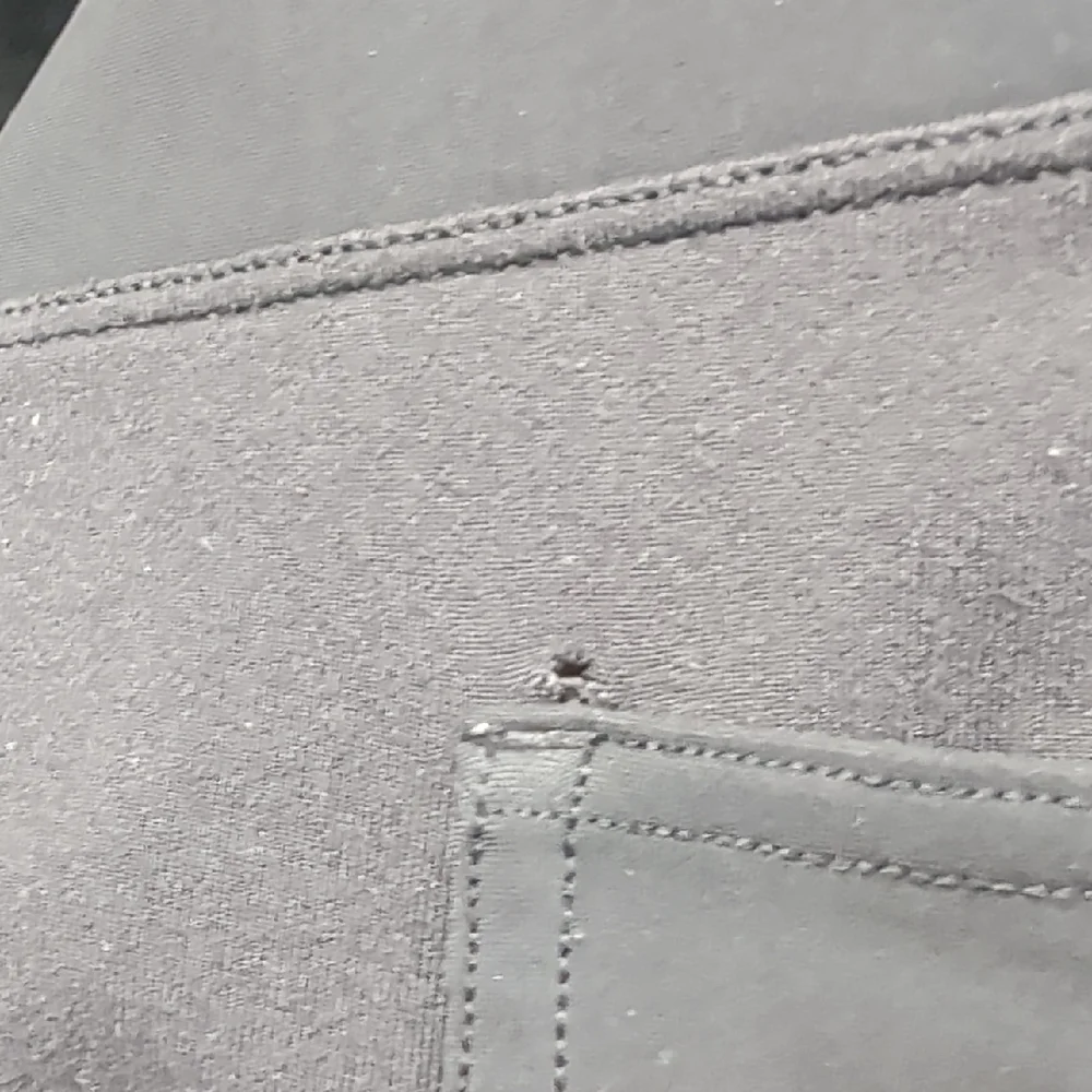 ALO Yoga Black Leggings - Picture 5 of 5